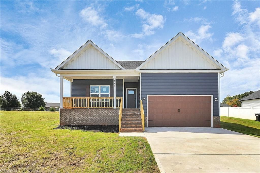 149 Tranquility Lane, Harmony, NC 28634
