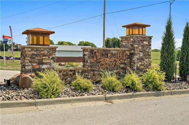 2605 Windmill Drive, Platte City, MO 64079