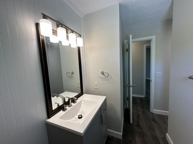 198 Epperson Ave, Cookeville, TN 38506