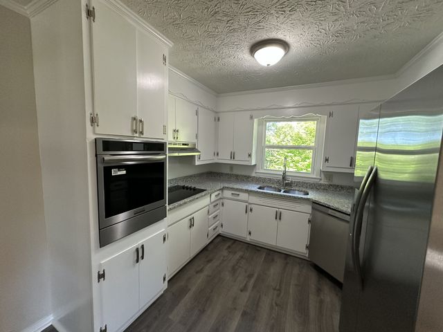 198 Epperson Ave, Cookeville, TN 38506