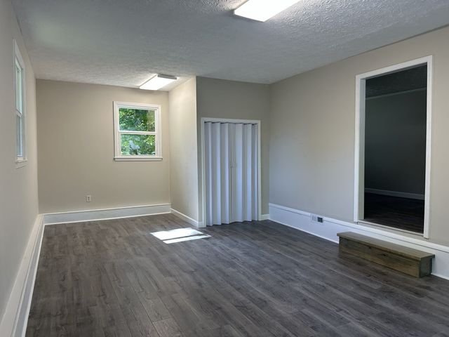 198 Epperson Ave, Cookeville, TN 38506