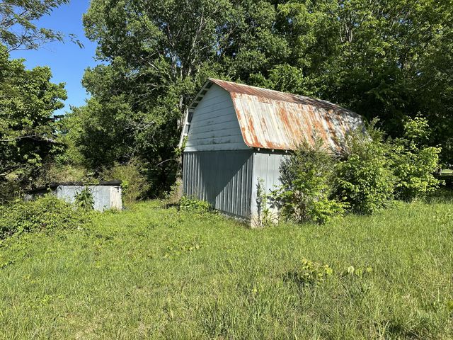 198 Epperson Ave, Cookeville, TN 38506