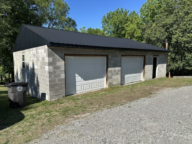 198 Epperson Ave, Cookeville, TN 38506
