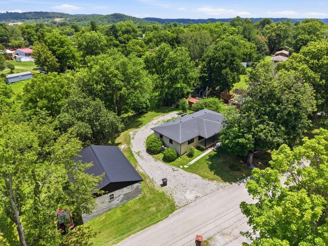 198 Epperson Ave, Cookeville, TN 38506