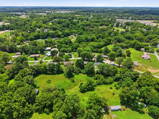 198 Epperson Ave, Cookeville, TN 38506