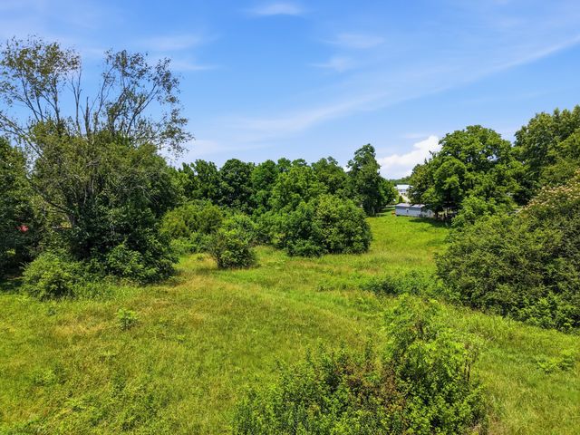 198 Epperson Ave, Cookeville, TN 38506