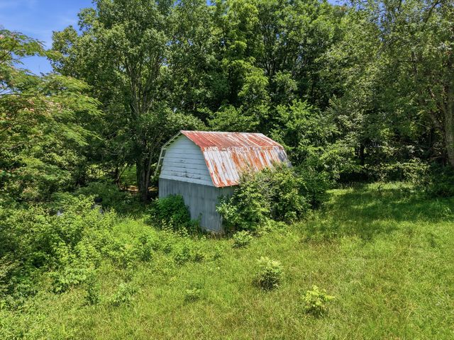 198 Epperson Ave, Cookeville, TN 38506