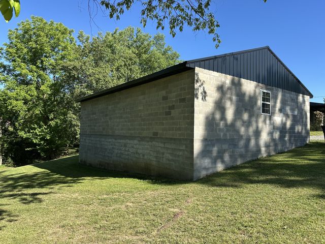198 Epperson Ave, Cookeville, TN 38506