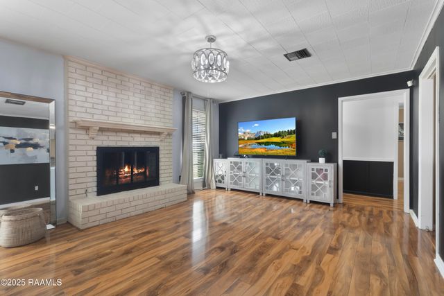 112 Kingswood Drive, Lafayette, LA 70501