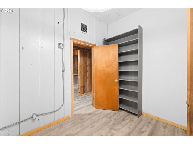 4311 K Pl, Seaview, WA 98644