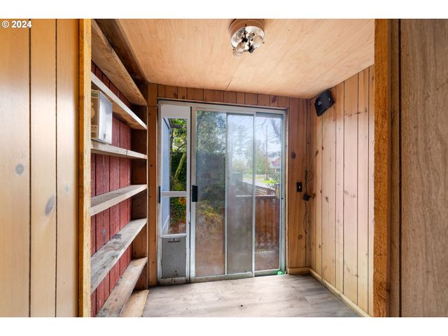 4311 K Pl, Seaview, WA 98644