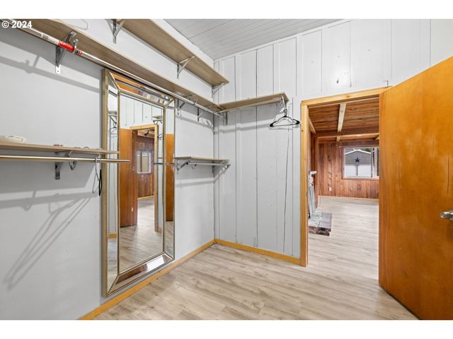 4311 K Pl, Seaview, WA 98644