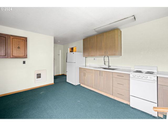 4311 K Pl, Seaview, WA 98644