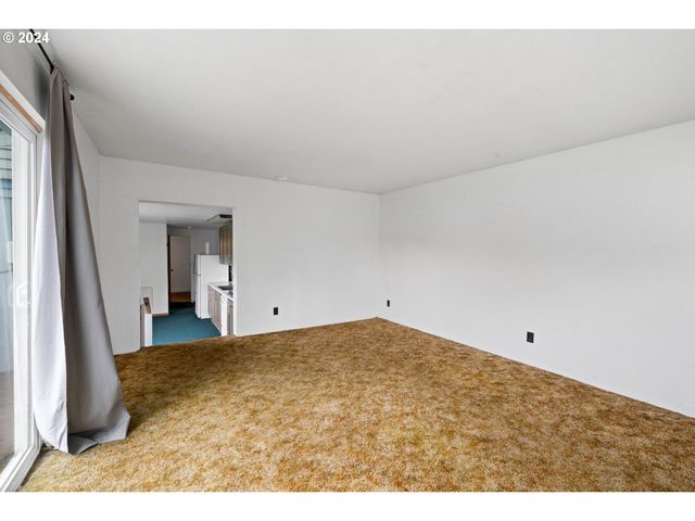 4311 K Pl, Seaview, WA 98644