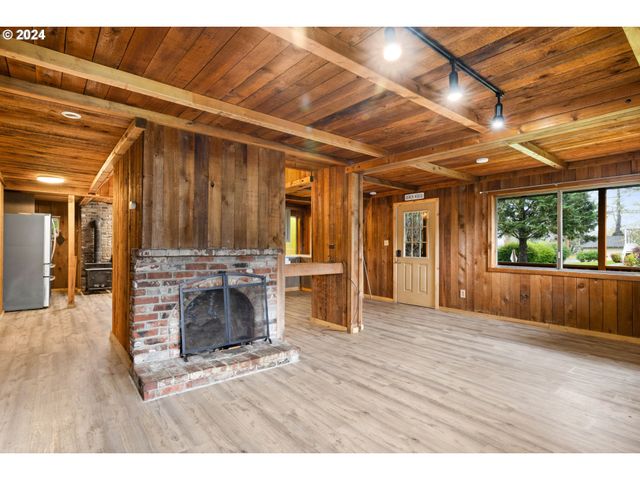 4311 K Pl, Seaview, WA 98644