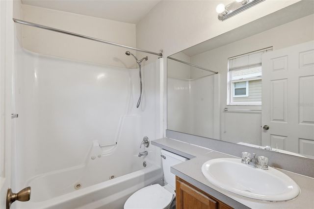 3552 SW 30TH WAY 136, Gainesville, FL 32608