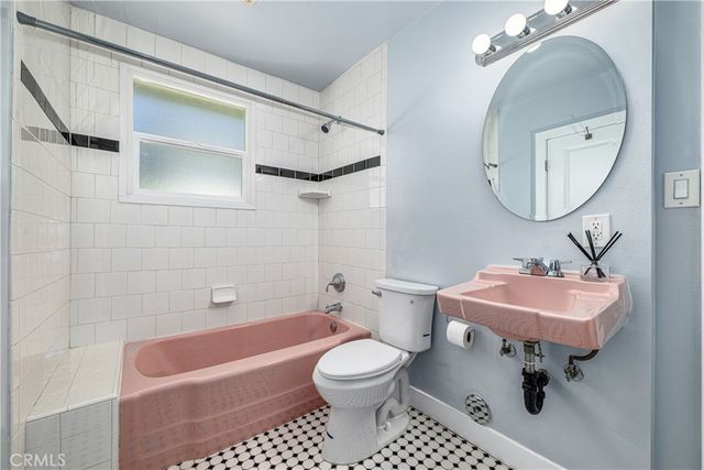 1274 W 3rd, San Pedro, CA 90732