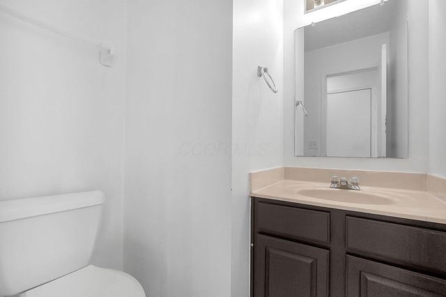 617 Arden Street, Lewis Center, OH 43035