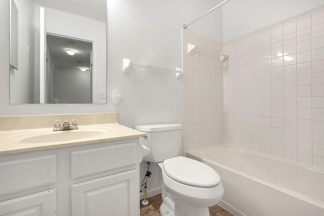 617 Arden Street, Lewis Center, OH 43035