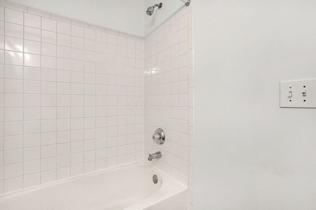 617 Arden Street, Lewis Center, OH 43035