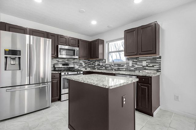 617 Arden Street, Lewis Center, OH 43035