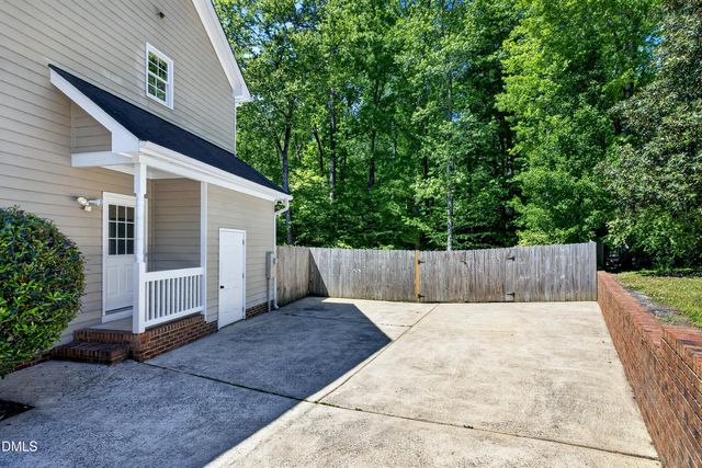 9021 Branch Creek Way, Apex, NC 27539