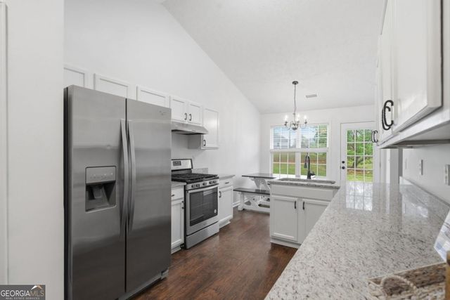 5828 Meadowfield Trace, Flowery Branch, GA 30542