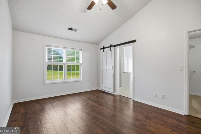 5828 Meadowfield Trace, Flowery Branch, GA 30542