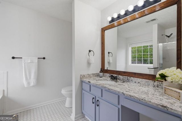 5828 Meadowfield Trace, Flowery Branch, GA 30542