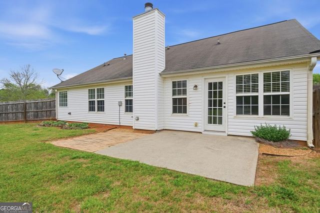 5828 Meadowfield Trace, Flowery Branch, GA 30542