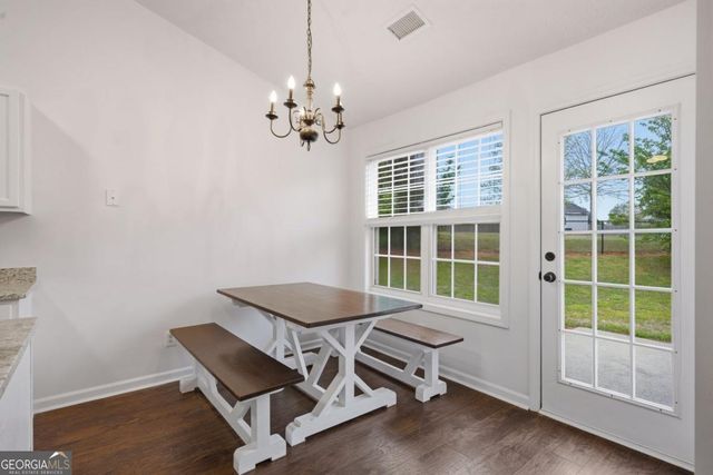 5828 Meadowfield Trace, Flowery Branch, GA 30542