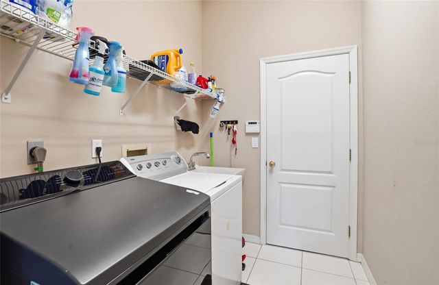 7215 COACHLIGHT STREET, Sarasota, FL 34243