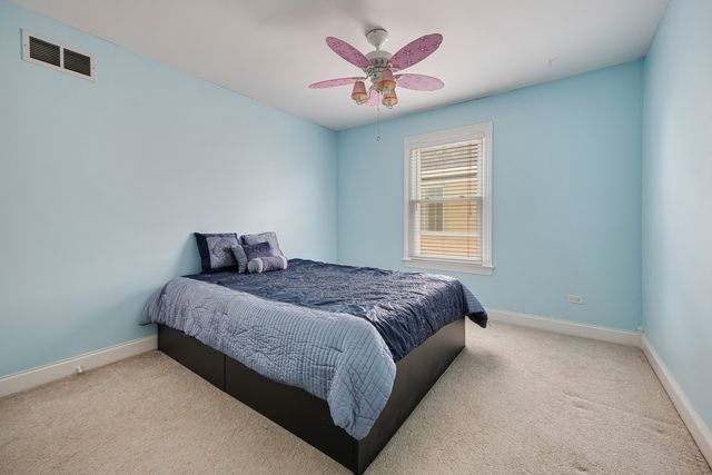 335 W Carriage Lane, Bensenville, IL 60106