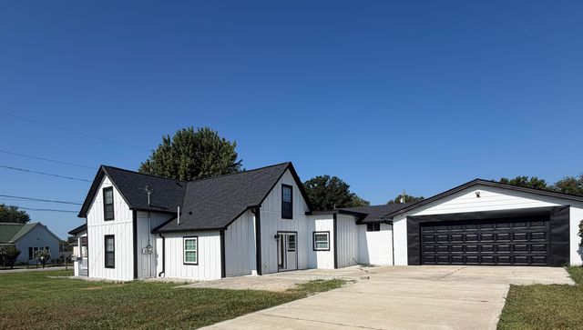 204 Crutchfield Street, Science Hill, KY 42553