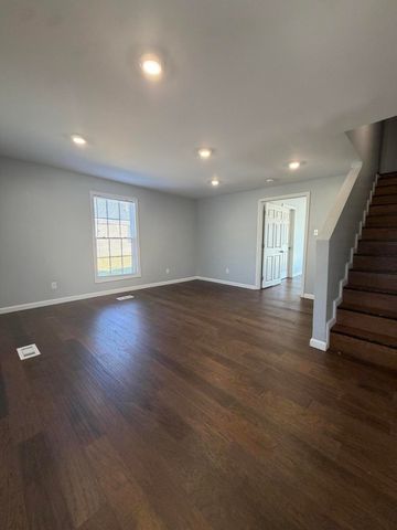 204 Crutchfield Street, Science Hill, KY 42553