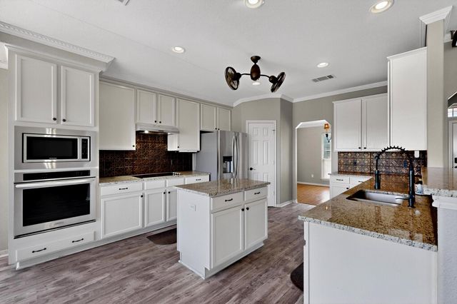 21200 High DR, Lago Vista, TX 78645