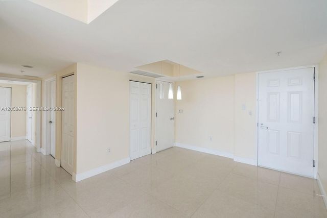 3232 SW 22nd Street 1701, Miami, FL 33145