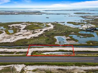 3326 S Highway 35 S, Rockport, TX 78382