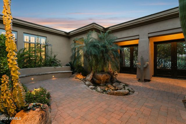 8310 E TUMBLEWEED Drive, Scottsdale, AZ 85266