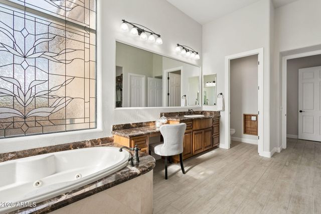 8310 E TUMBLEWEED Drive, Scottsdale, AZ 85266