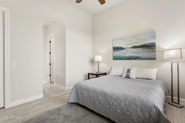 8310 E TUMBLEWEED Drive, Scottsdale, AZ 85266