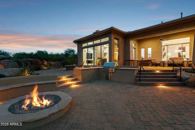 8310 E TUMBLEWEED Drive, Scottsdale, AZ 85266