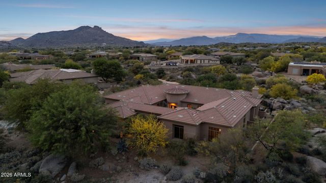 8310 E TUMBLEWEED Drive, Scottsdale, AZ 85266