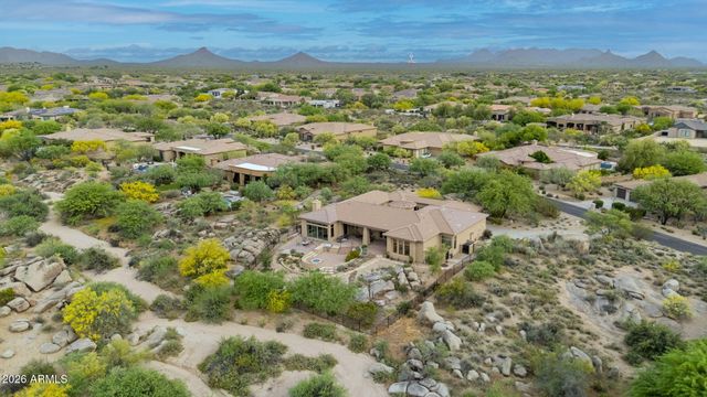 8310 E TUMBLEWEED Drive, Scottsdale, AZ 85266