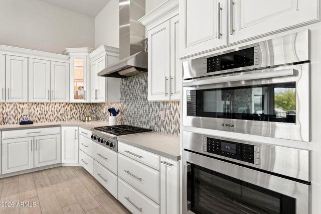 8310 E TUMBLEWEED Drive, Scottsdale, AZ 85266