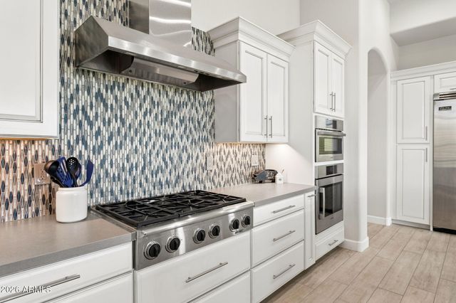 8310 E TUMBLEWEED Drive, Scottsdale, AZ 85266