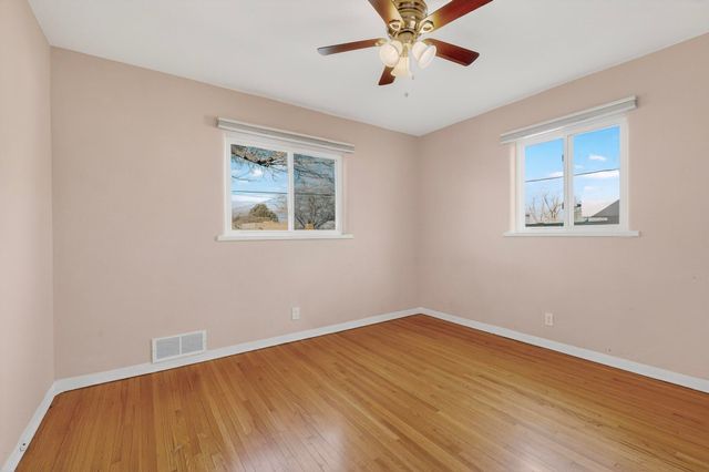 725 Monroe Street NE, Albuquerque, NM 87110