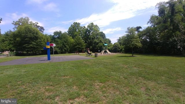 606 LONDONTOWN RD, Edgewater, MD 21037