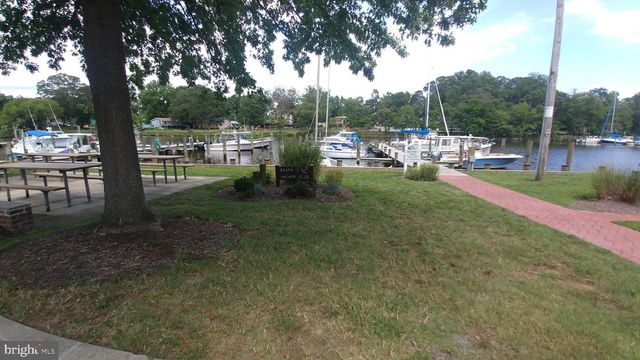 606 LONDONTOWN RD, Edgewater, MD 21037
