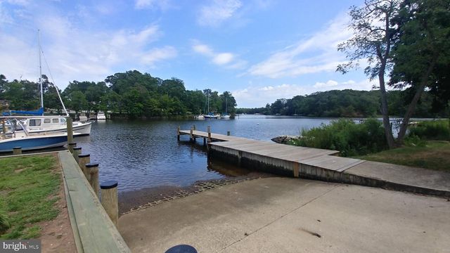 606 LONDONTOWN RD, Edgewater, MD 21037